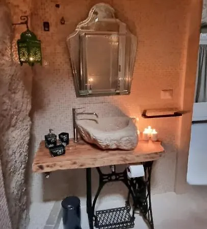 Le Dimore Del Tufo Grotta 펜션